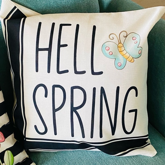 Easter/Spring Decorative Pillow Covers for 18” x 18” pillows. Set of 4. NEW - Picture 8 of 12